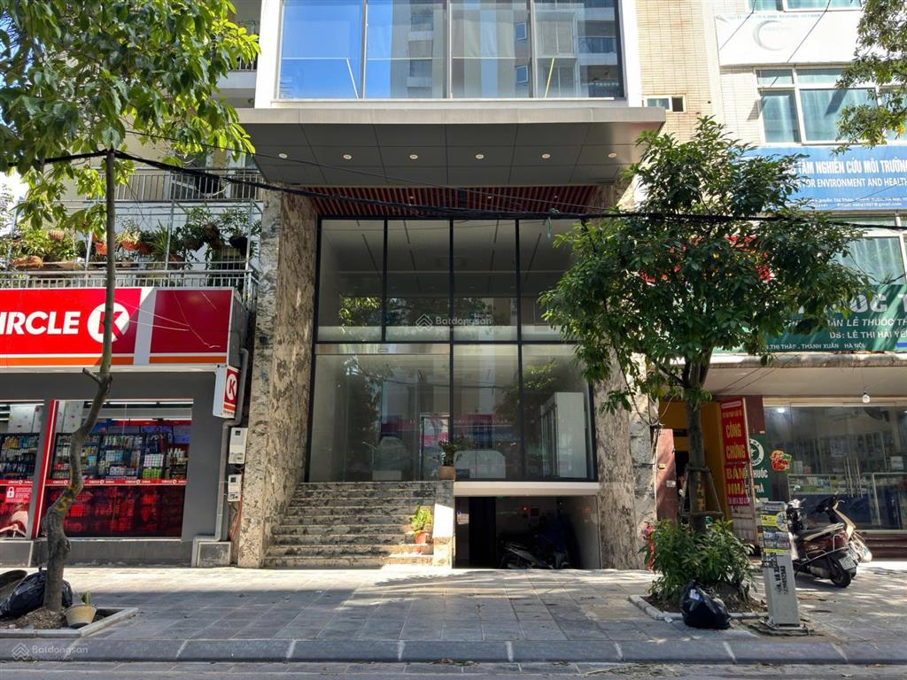 Tòa building 8 tầng mp tuệ tĩnh thông sàn, 190m2 x 8 t x mt 7m giá 165 tỷ. dt 350tr/tháng hiếm