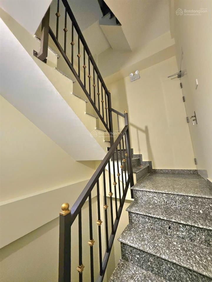 Toà building mặt phố lạc long quântây hồ, 250m2x10txmt8m giá 165tỷ. thông sàn, có pccc hoàn công