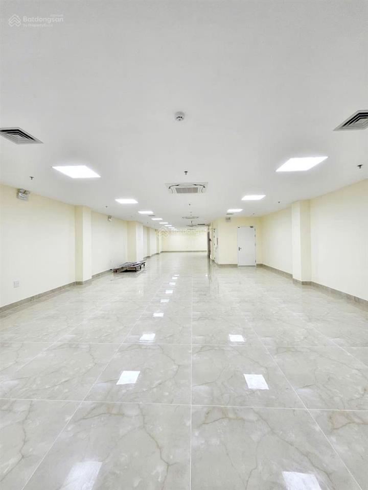 Toà building mặt phố lạc long quântây hồ, 250m2x10txmt8m giá 165tỷ. thông sàn, có pccc hoàn công