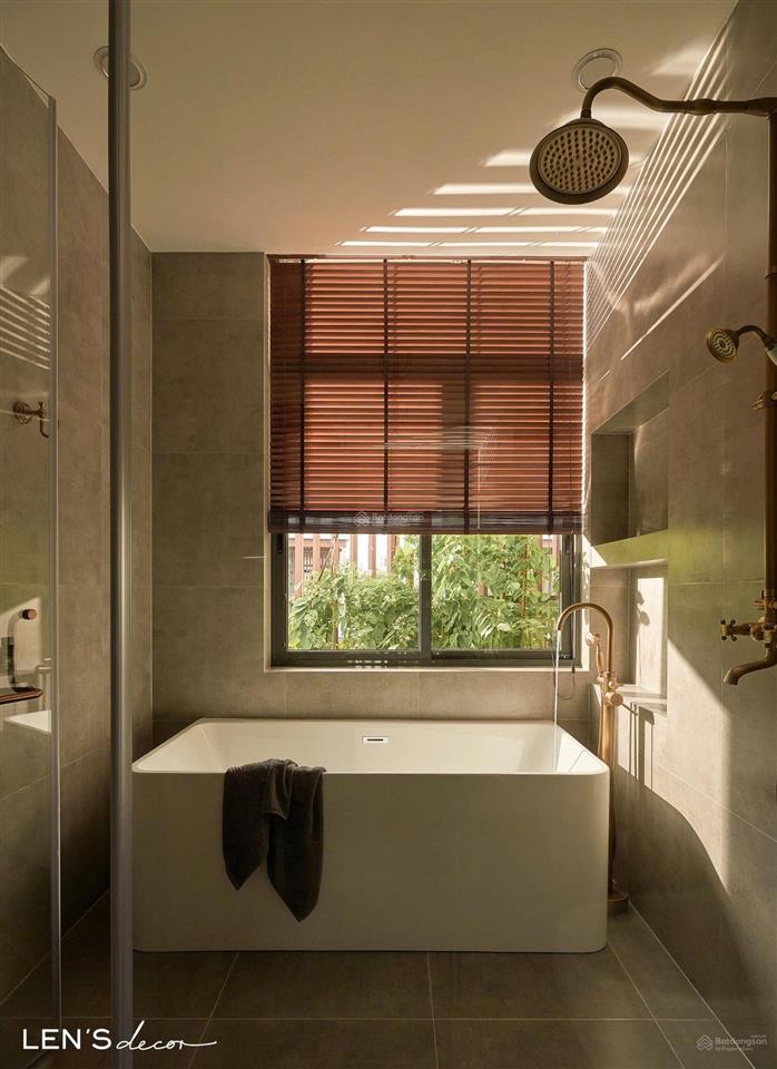 Bán bt vinhomes riverside, khu hoa phượng view mặt sông. 190m² 3t mt11m giá 79 tỷ, cực hiếm