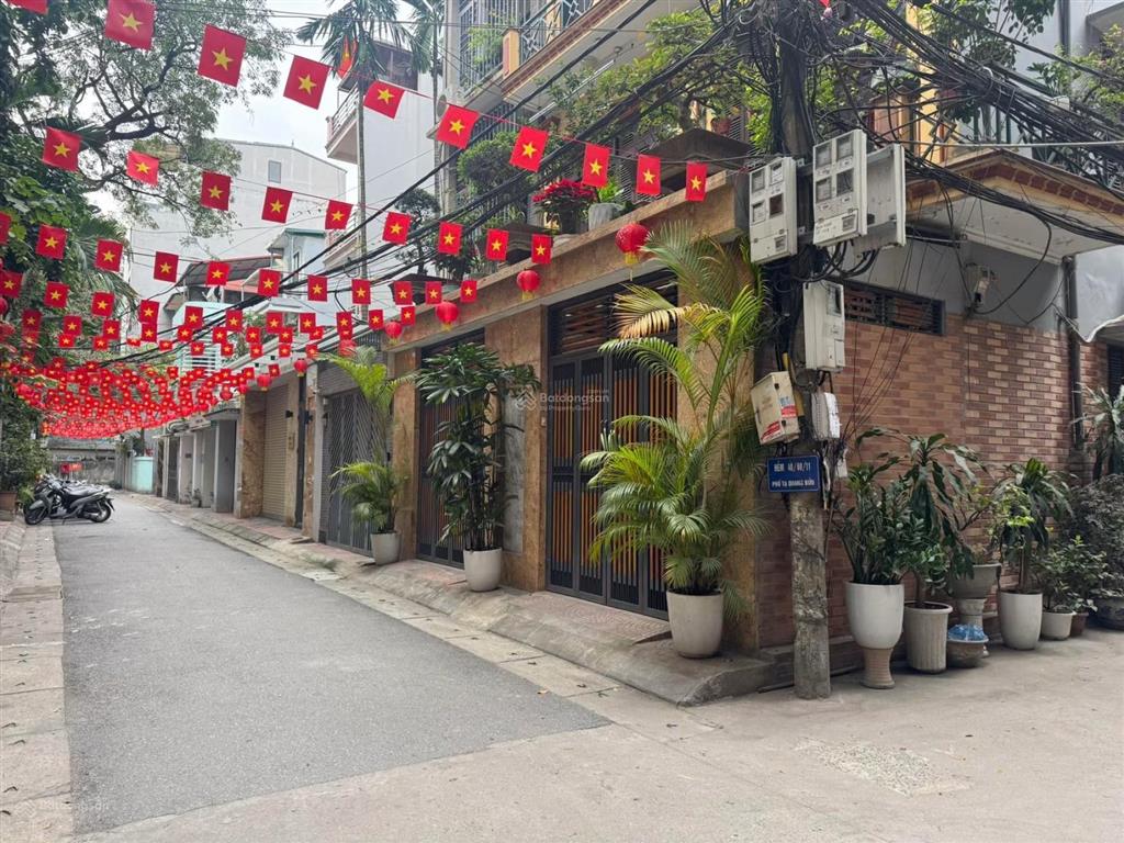 Chính chủ bán nhà phố lò đúc, phân lô ôtô, 74m2 4 tầng mt 4m giá 16,5tỷ. thoáng trước sau, không qh