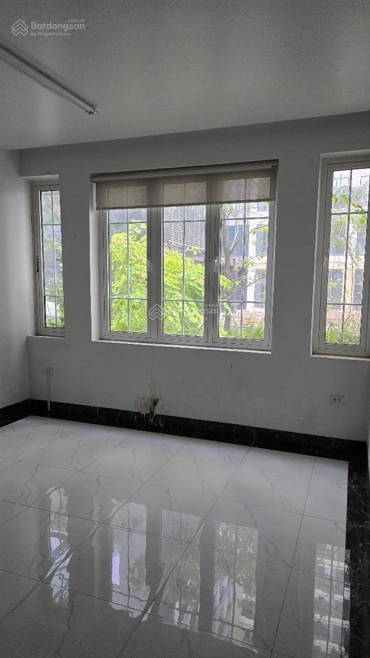 Giảm chào 10 tỷ, mp nguyễn khánh toàn, 105m2 5t mt 4,4m giá 57 tỷ, vỉa hè 10m, qh ổn định, hiếm