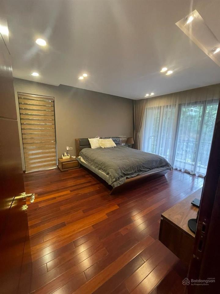 Bán nhà mp lưu quang vũcầu giấy,lô áp góc 85m2 4t mt 5m giá 37.5ty vỉa hè,qh ổn định, ô tô dừng đỗ