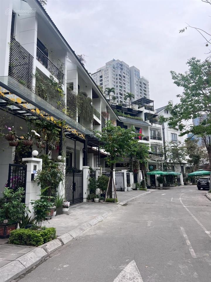 Bán lk mạc thái tổ  cầu giấy  165m2 5t giá 55 tỷ  ở hoặc làm vp  view công viên  ô tô dừng đỗ