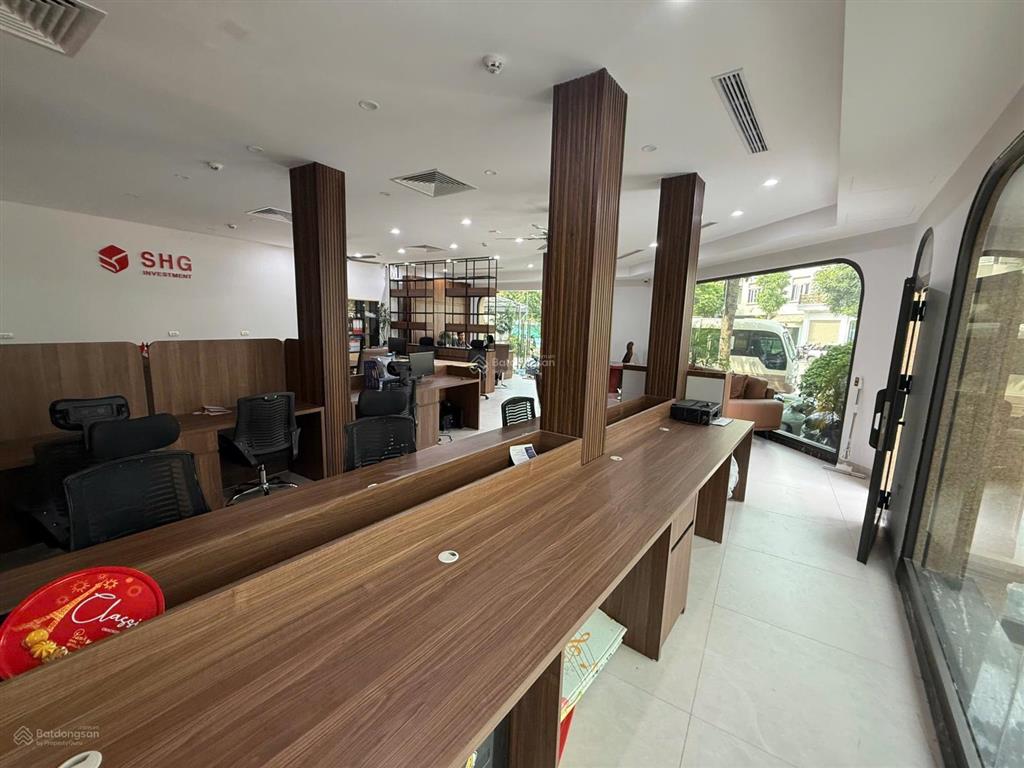 Bán bt lô góc 3 thoáng kđt văn phú, 180m2 5t mt 27m giá 55 tỷ. dt 125tr/th, mặt vành đai 3.5, hiếm