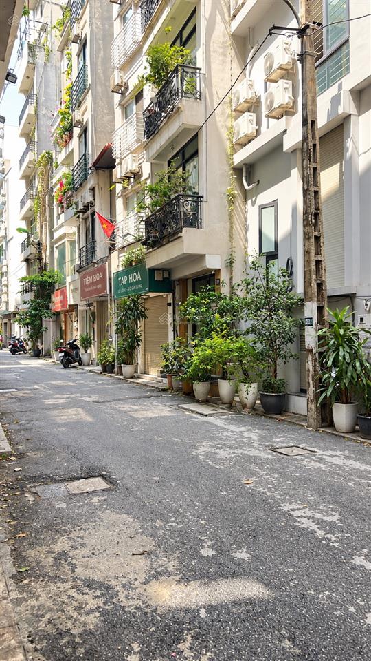 Mp nam đồng cạnh xã đàn, 70m2 4t 29tỷ, 2 mặt phố, dt 40tr/th, kinh doanh, vỉa hè, 50m ra mặt hồ