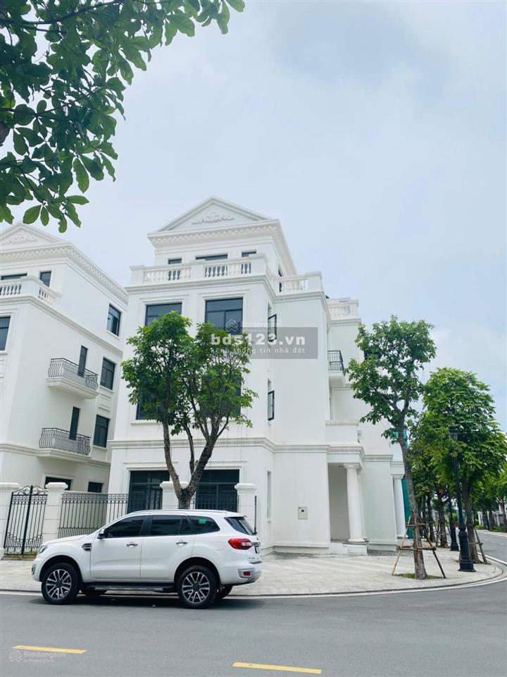 Cho thuê căn biệt thự 198m2 lô góc 2 mặt tiền sb03.01, vinhomes marina cầu rào