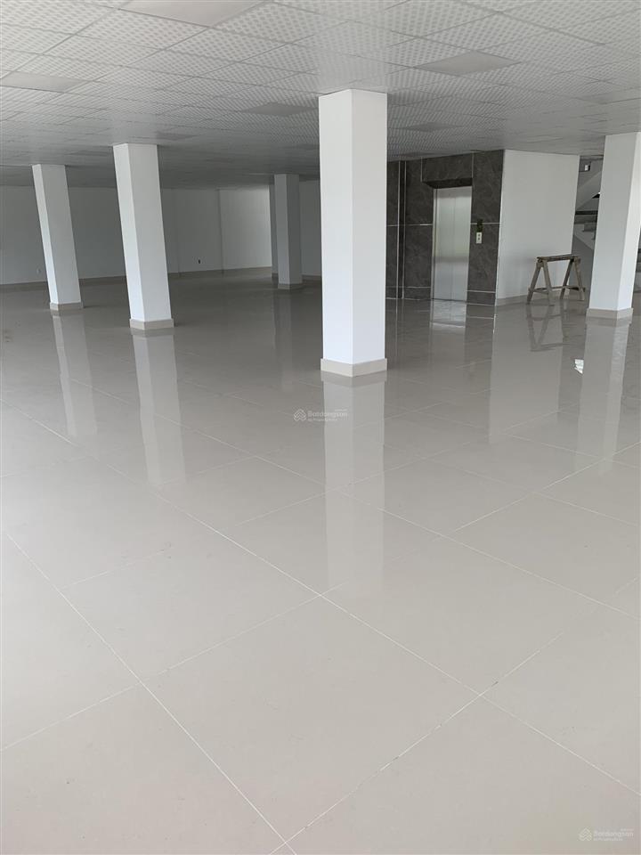 Cho thuê nhà lô góc mặt đường lê hồng phong, ngô quyền, hải phòng