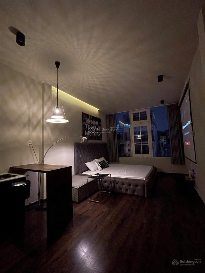 Cho thuê căn hộ full nội thất đầy đủ, rộng thoáng gần đại học kinh tế quận 10