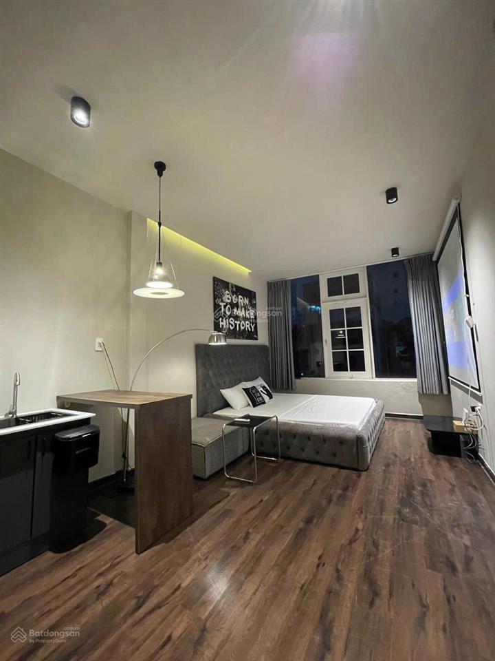 Cho thuê căn hộ full nội thất đầy đủ, rộng thoáng gần đại học kinh tế quận 10
