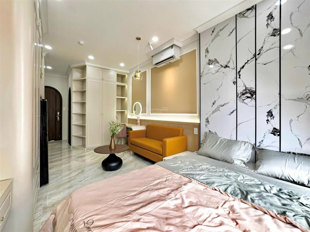 Cho thuê căn hộ cao cấp quận 10  full nội thất, ngay trung tâm gần vạn hạnh mall