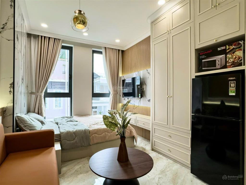 Cho thuê căn hộ cao cấp quận 10  full nội thất, ngay trung tâm gần vạn hạnh mall