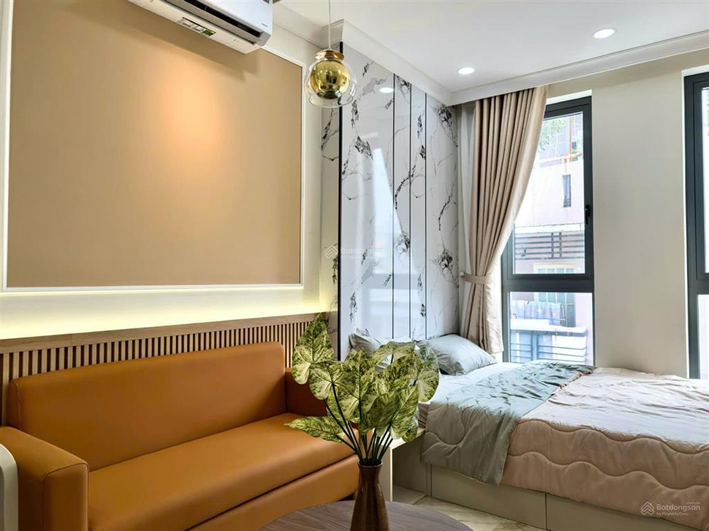 Cho thuê căn hộ cao cấp quận 10  full nội thất, ngay trung tâm gần vạn hạnh mall