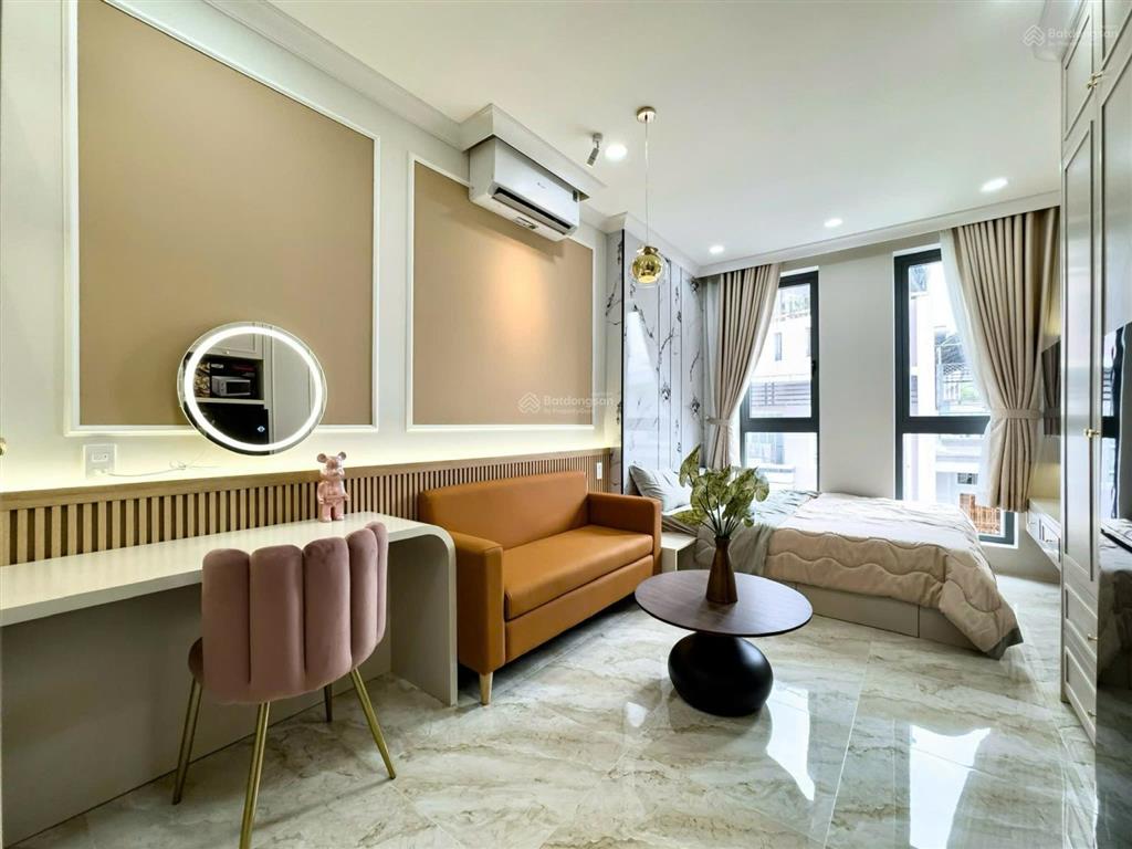 Cho thuê căn hộ cao cấp quận 10  full nội thất, ngay trung tâm gần vạn hạnh mall