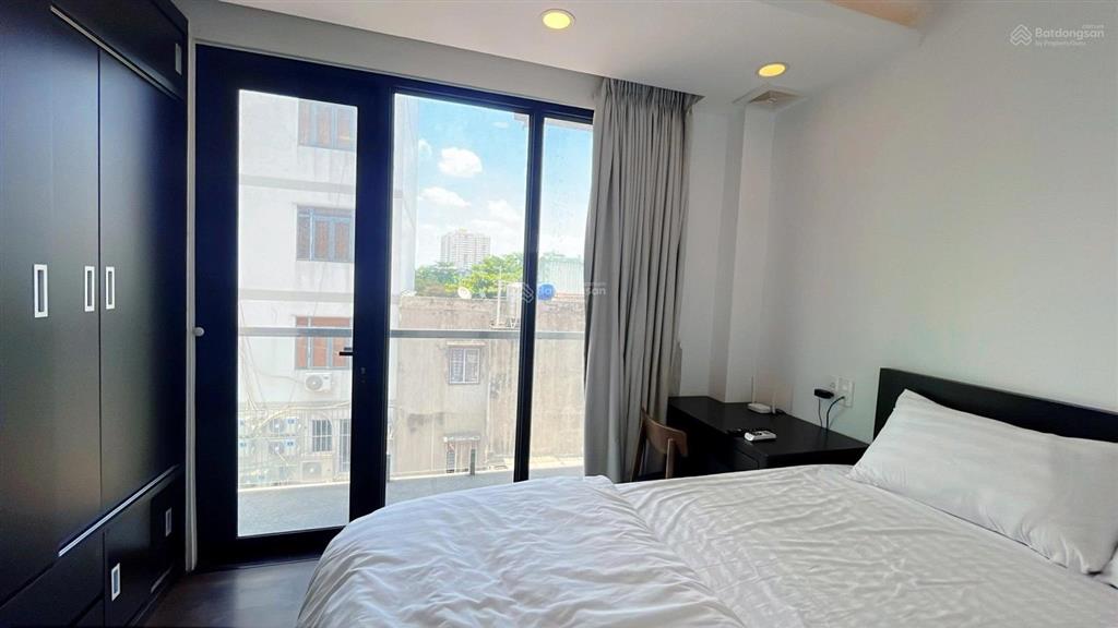 Cho thuê căn hộ 1pn 50m2 mới 100% ban công  nguyễn thông q3, gần toà nhà ga sài gòn, vòng xoay dân