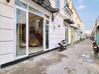 Bán nhà 3 tầng full nội thất hẻm 34 nguyễn văn cừ