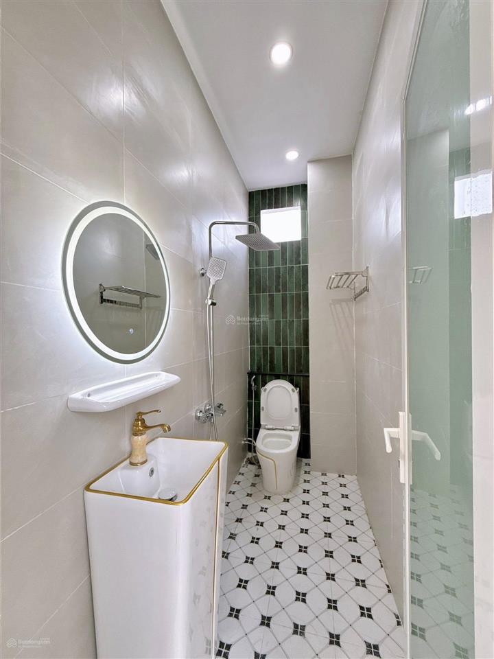 Bán nhà 3 tầng full nội thất hẻm 34 nguyễn văn cừ