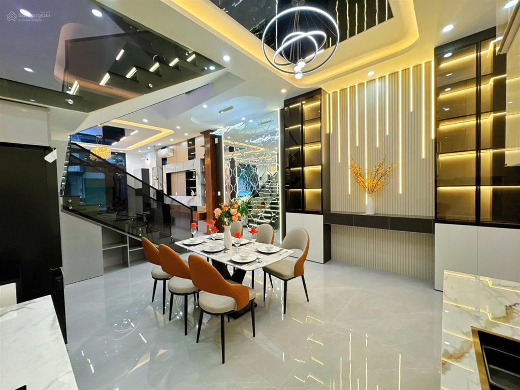 Hạ giá bán gấp nhà 3 tầng đường d6 khu hồng loan cần thơ