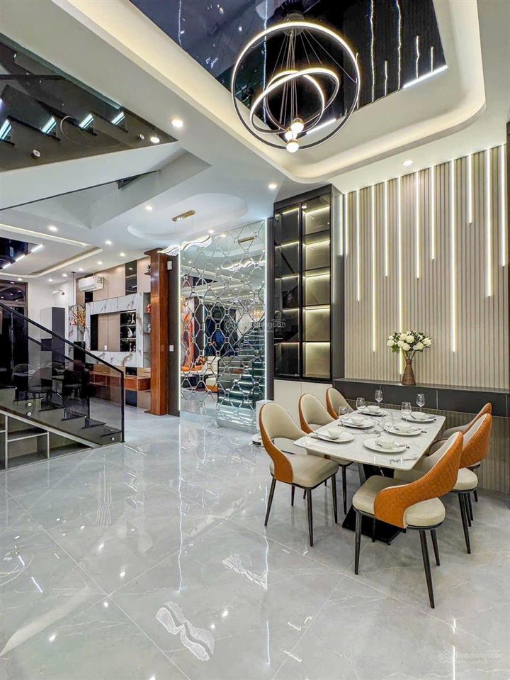 Hạ giá bán gấp nhà 3 tầng đường d6 khu hồng loan cần thơ
