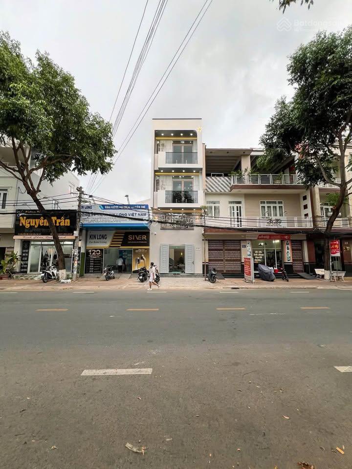 Hạ giá mạnh bán nhà mặt tiền nguyễn đệ cần thơ