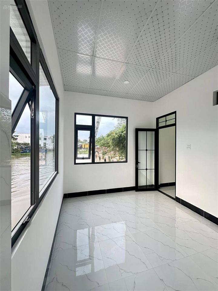 Nắm chủ bán nhà đẹp gần đại học tây đô