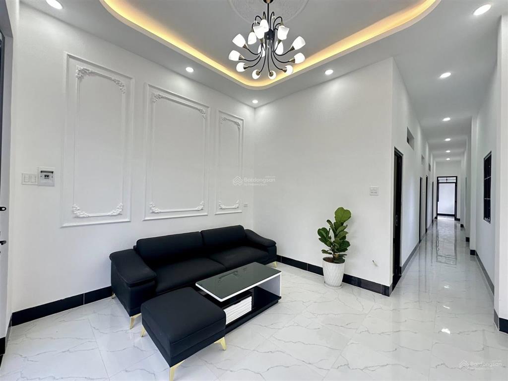 Nắm chủ bán nhà đẹp gần đại học tây đô