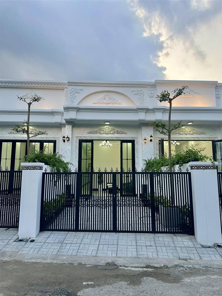 Nắm chủ bán nhà đẹp gần đại học tây đô