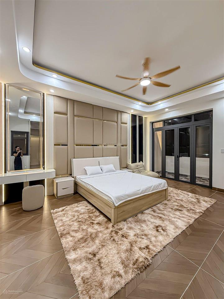 Nắm chủ bán nhà 3 tầng đường d1 khu hồng loan 6a