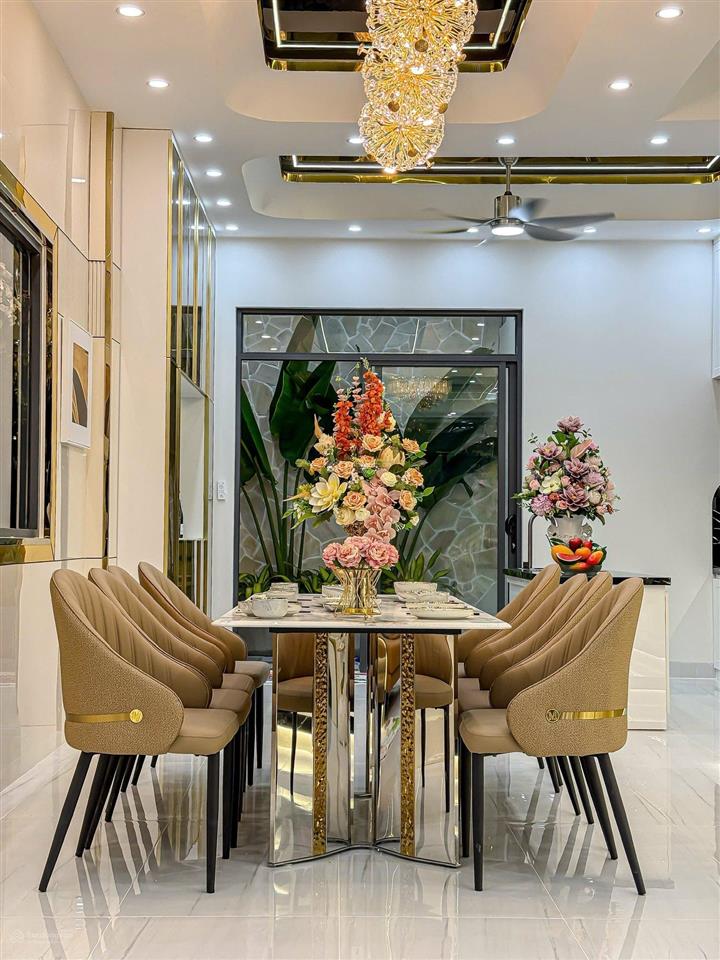 Nắm chủ bán nhà 3 tầng đường d1 khu hồng loan 6a