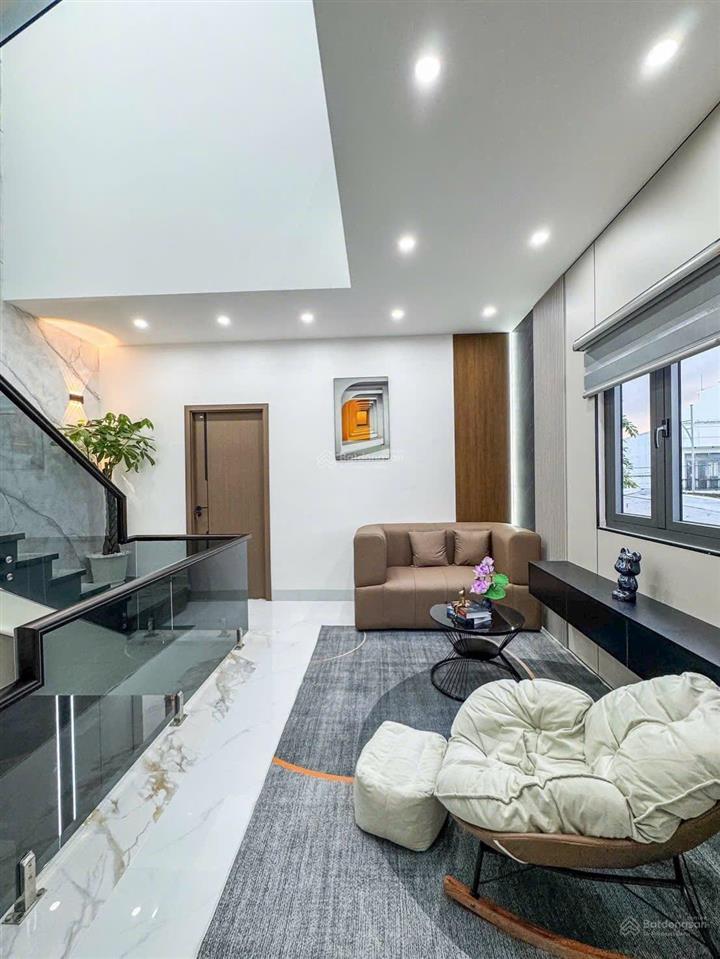 Bán nhà 3 tầng mặt tiền đường d15 khu hồng loan 6a