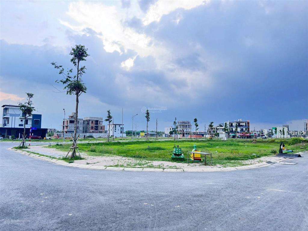 Bán nền đất giá rẻ khu dân cư nam long 2 cần thơ