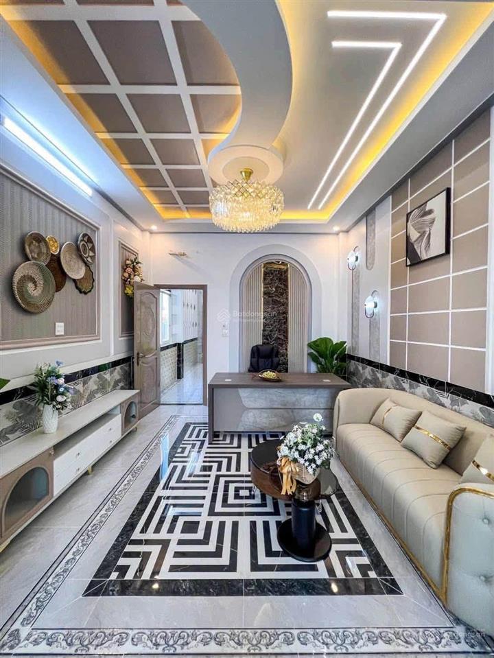 Nắm chủ bán nhà 3 tầng mặt tiền đường chu văn an