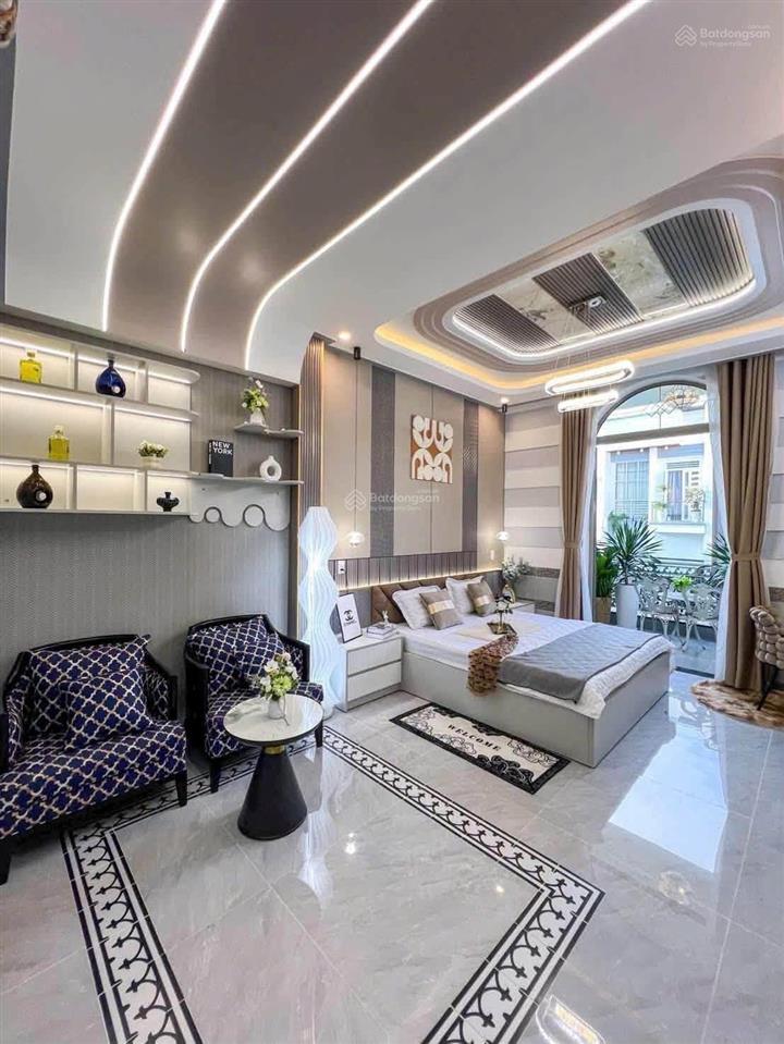 Nắm chủ bán nhà 3 tầng mặt tiền đường chu văn an