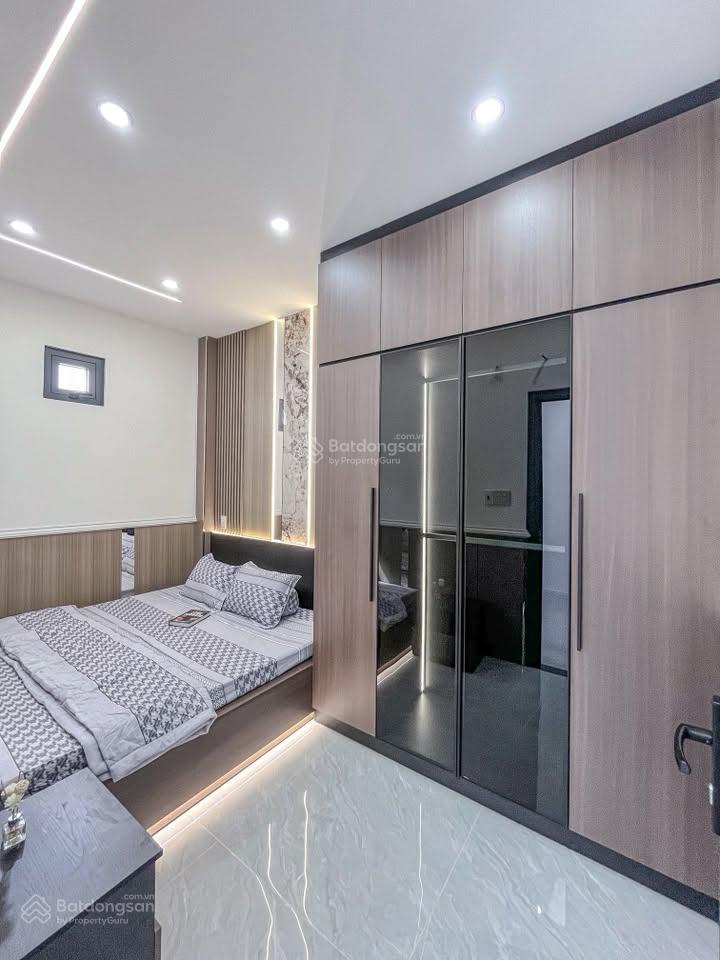 Nắm chủ bán nhà 3 tầng mặt tiền khu dầu khí