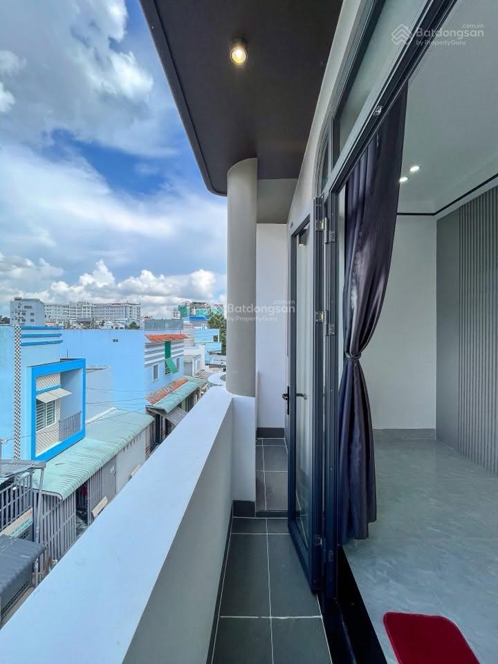 Nắm chủ bán nhà 3 tầng mặt tiền khu dầu khí