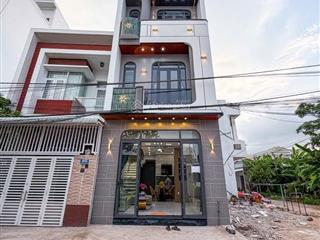 Nắm chủ bán nhà 3 tầng mặt tiền khu dầu khí