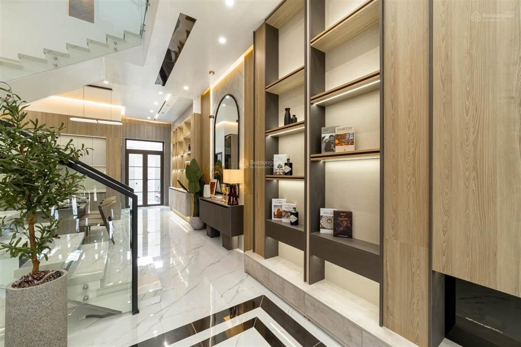 Nắm chủ bán nhà 3 tầng full nội thất đường d7 khu hồng loan 6a
