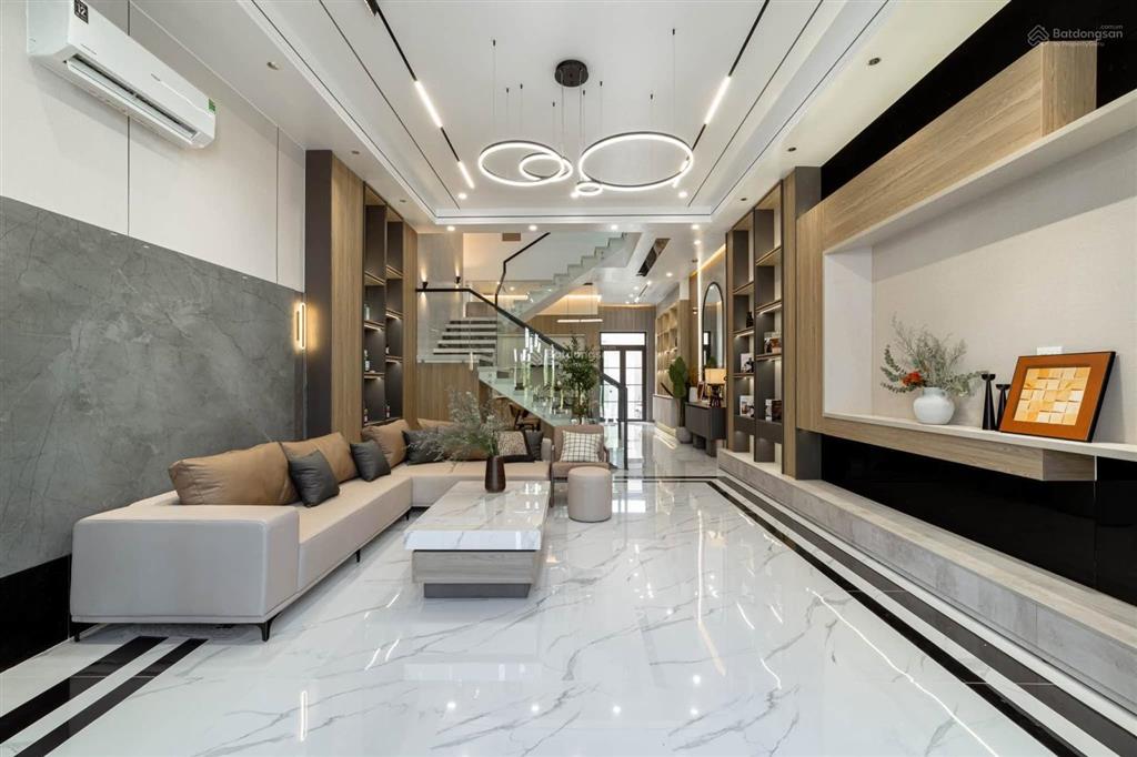 Nắm chủ bán nhà 3 tầng full nội thất đường d7 khu hồng loan 6a