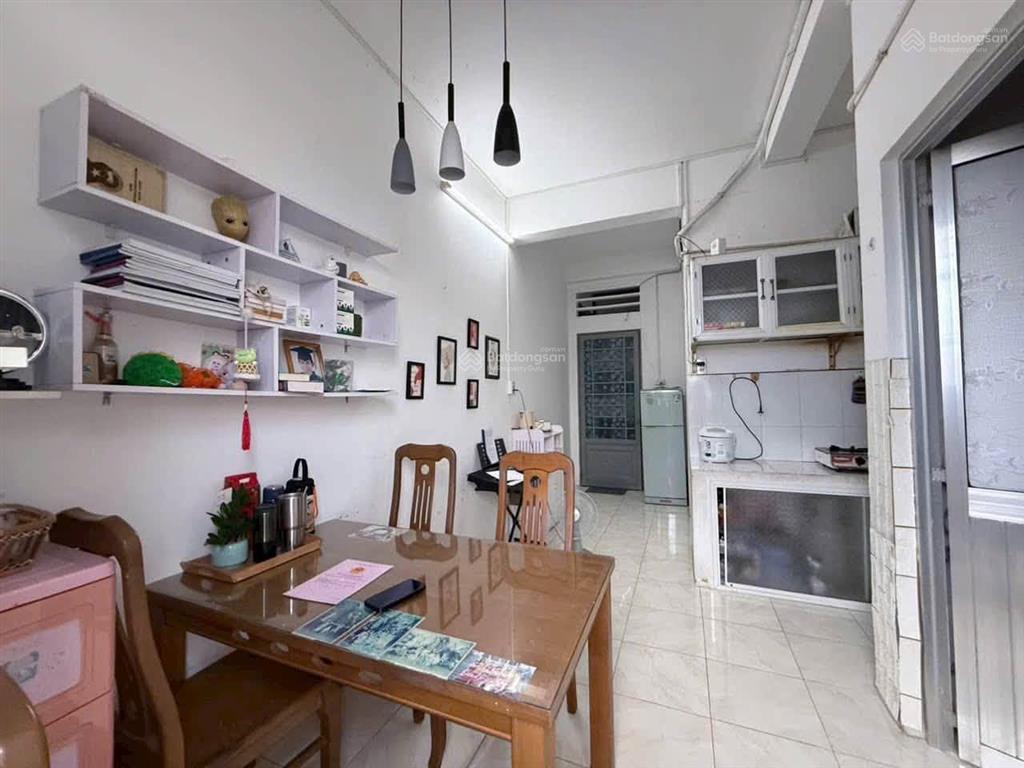 Bán chung cư hồng loan 6a giá rẻ