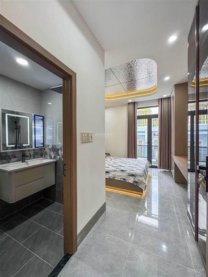 Bán nhà 2 tầng full nội thất hẻm 67 đường phan đăng lưu