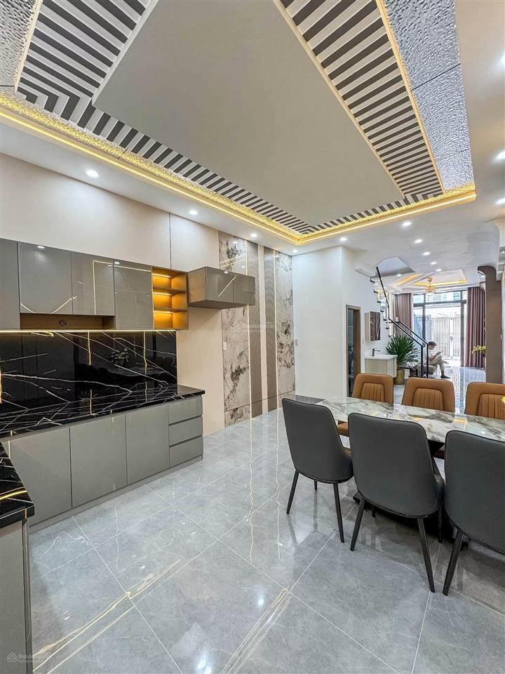 Bán nhà 2 tầng full nội thất hẻm 67 đường phan đăng lưu