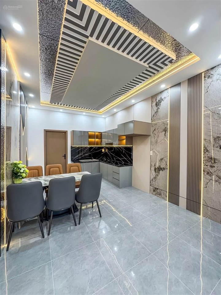 Bán nhà 2 tầng full nội thất hẻm 67 đường phan đăng lưu
