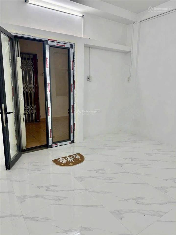 Bán căn hộ hưng phú 2 phòng ngủ giá tốt