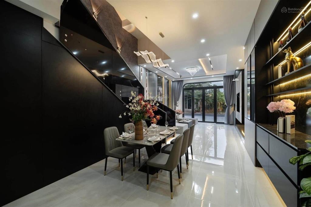 Bán nhà 3 tầng mặt tiền đường d13 khu hồng loan 6a
