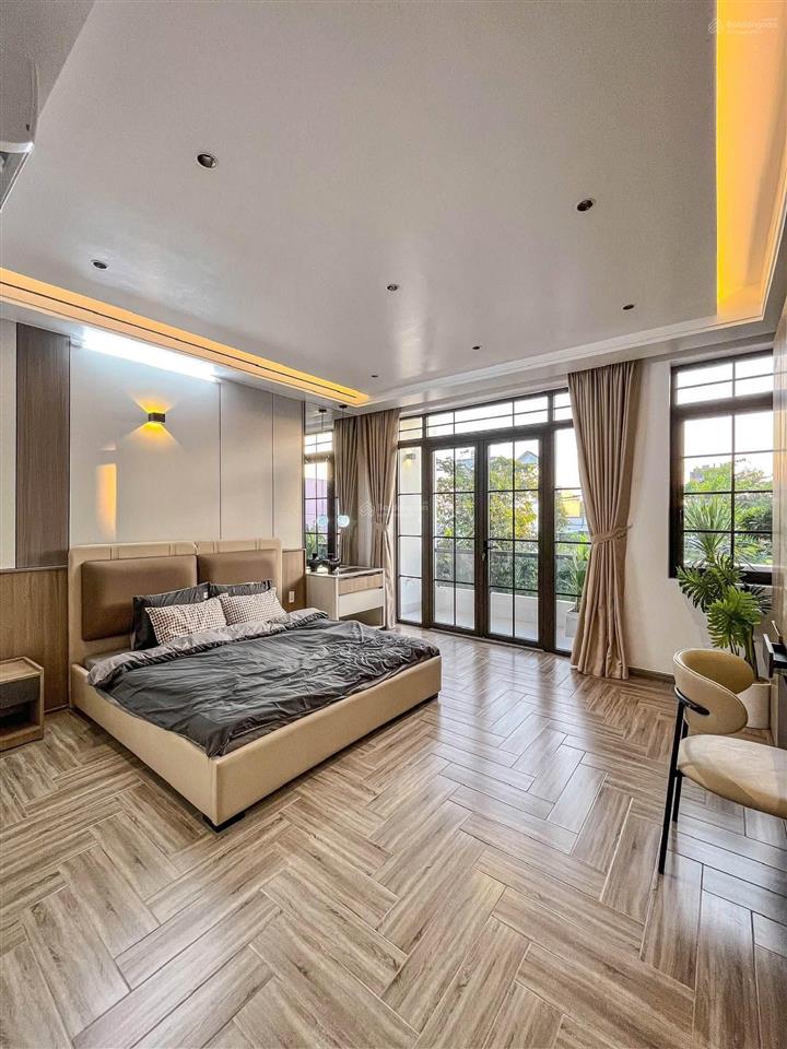 Bán nhà 3 tầng mặt tiền đường d14 khu hồng loan 6a