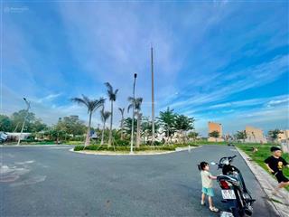 Bán nền đất đường d11 khu nam long 2