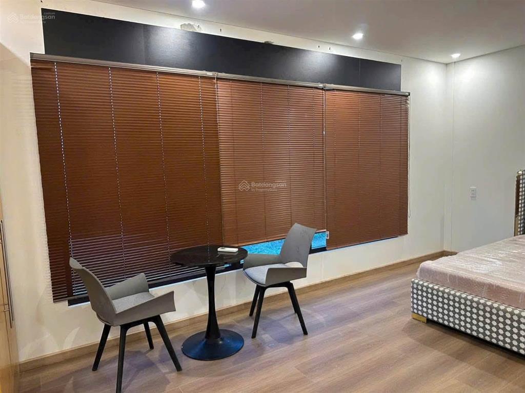 Bán nhà 2 tầng có quán cafe đẹp khu nam long 2
