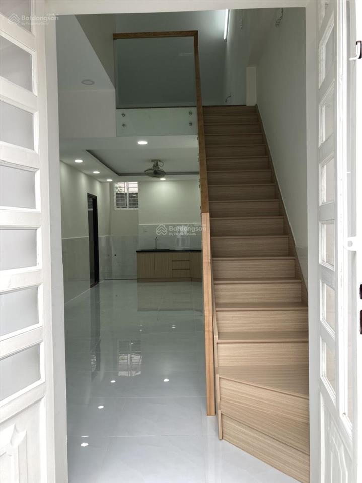 Cho thuê nr 2pn, 1wc, 96m2 tại 32/5 đường 12, trường thọ, thủ đức, giá 15 triệu