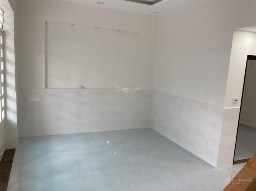 Cho thuê nr 2pn, 1wc, 96m2 tại 32/5 đường 12, trường thọ, thủ đức, giá 15 triệu