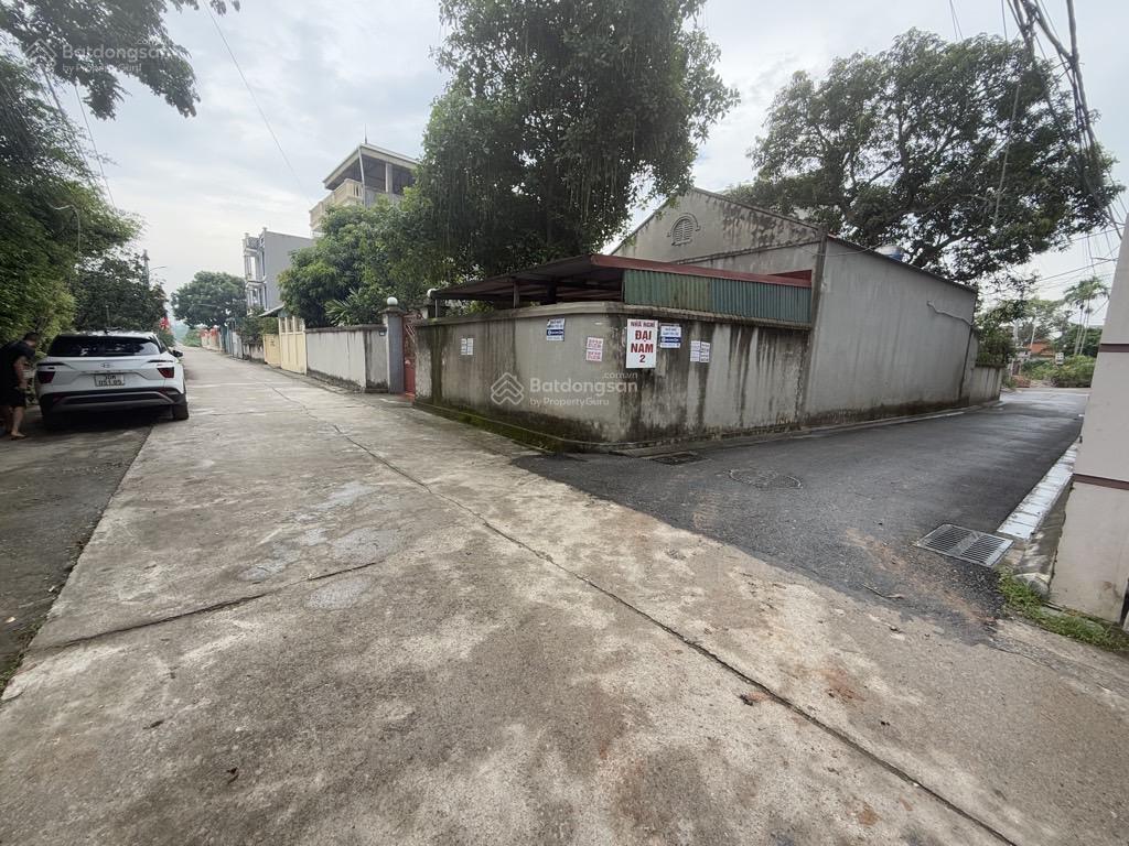 81m tuân lề tiên dương đông anh cách 1 nhà ra bìa làng  3 bước chân ra đường đôi 40m 